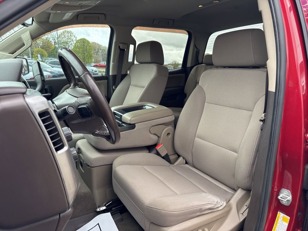 Used 2018 Chevrolet Silverado 1500 LT w/ All Star Edition AWD/4WD image 12