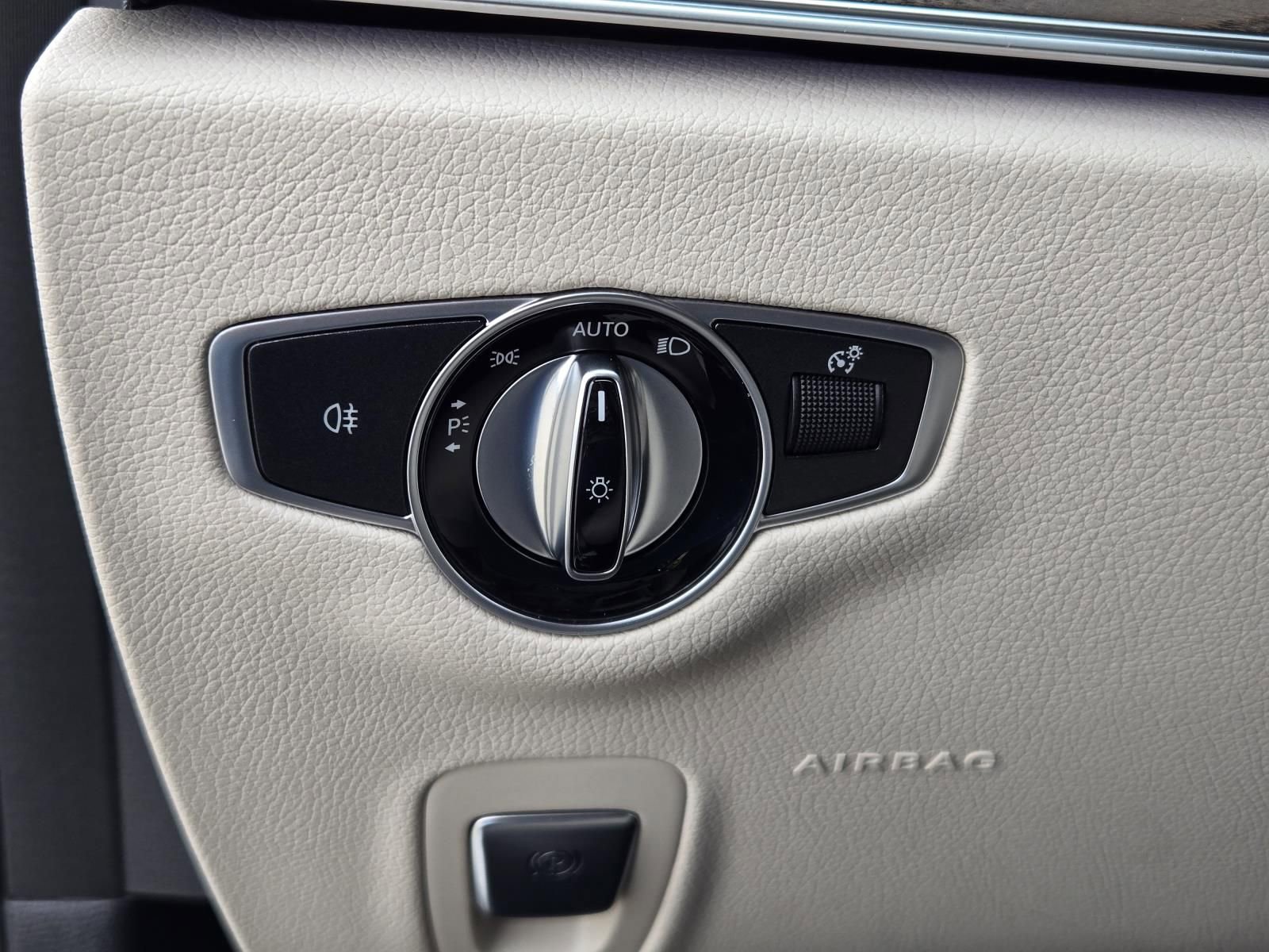 Used 2022 Mercedes-Benz E 350 Sedan image 19