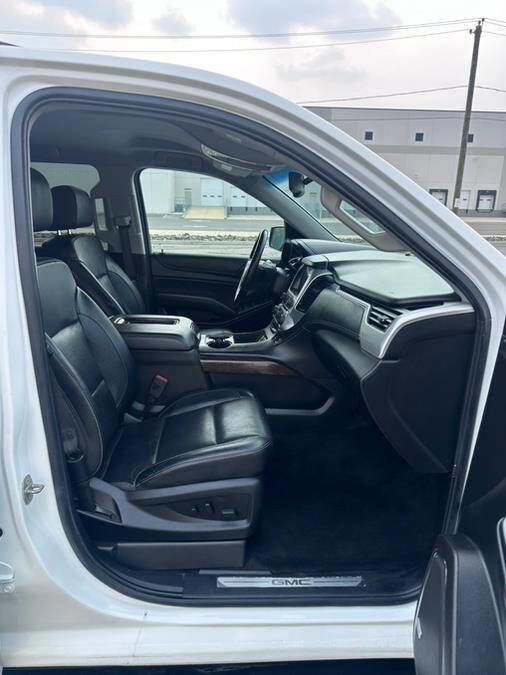 Used 2018 GMC Yukon XL SLT image 18