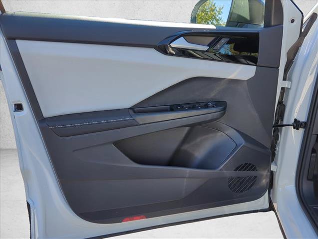 New 2027 Volkswagen Taos S FWD image 16