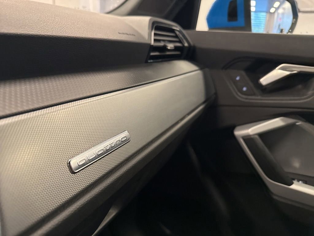 Used 2023 Audi Q3 2.0T Premium image 28