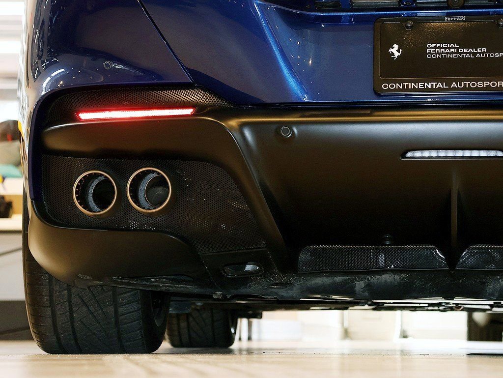 Certified 2022 Ferrari Portofino M image 56