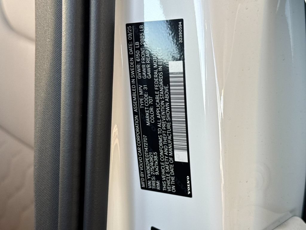 New 2026 Volvo XC90 B6 Plus w/ Protection Package Premier AWD/4WD image 30