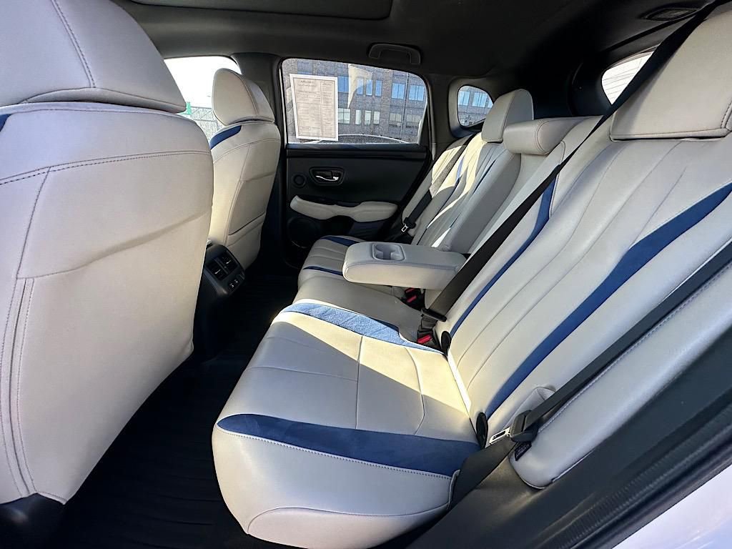 Certified 2025 Acura ADX A-Spec image 23
