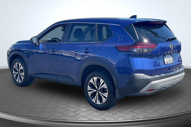 Used 2023 Nissan Rogue SV FWD image 2