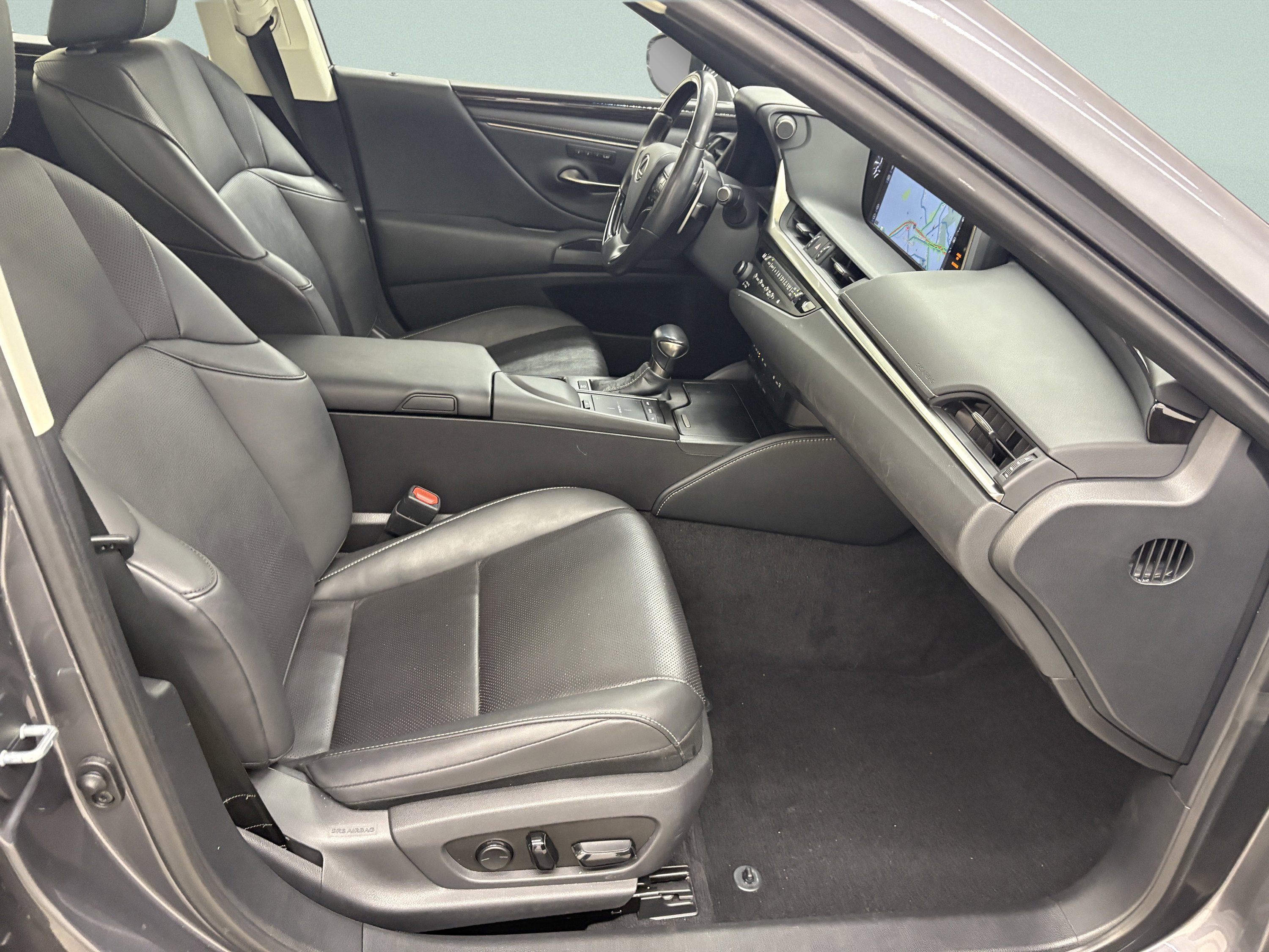 Used 2019 Lexus ES 350 image 22