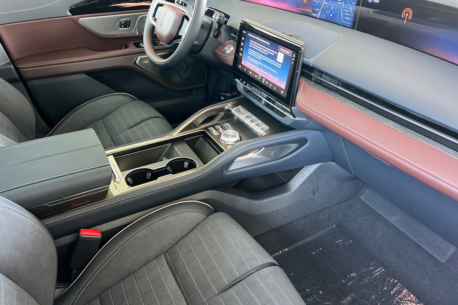 New 2026 Lincoln Nautilus Black Label image 14