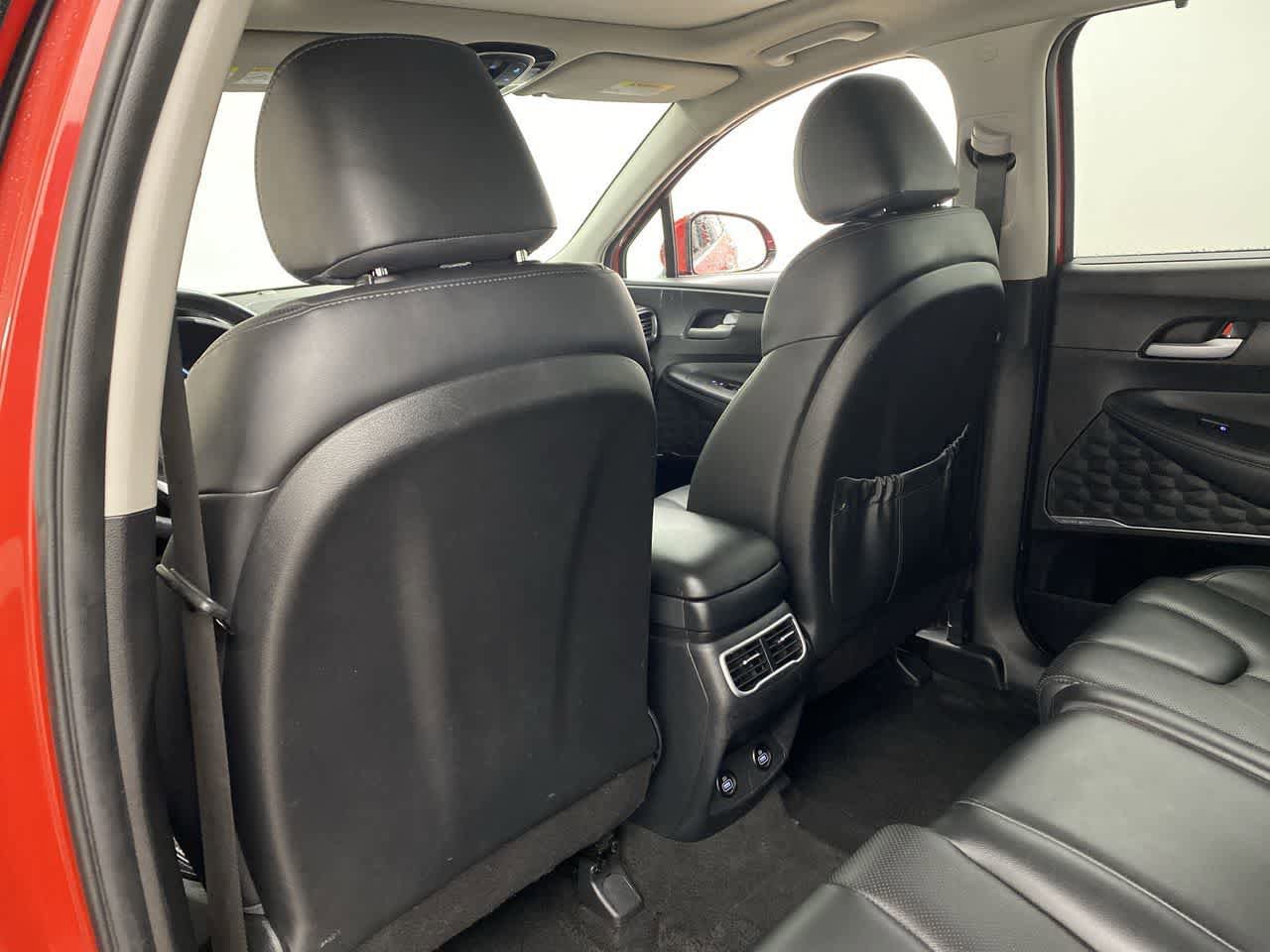 Used 2023 Hyundai Santa Fe SEL w/ Premium Package image 15
