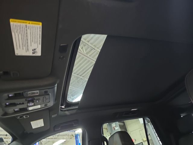 Used 2022 Chevrolet Tahoe High Country image 35