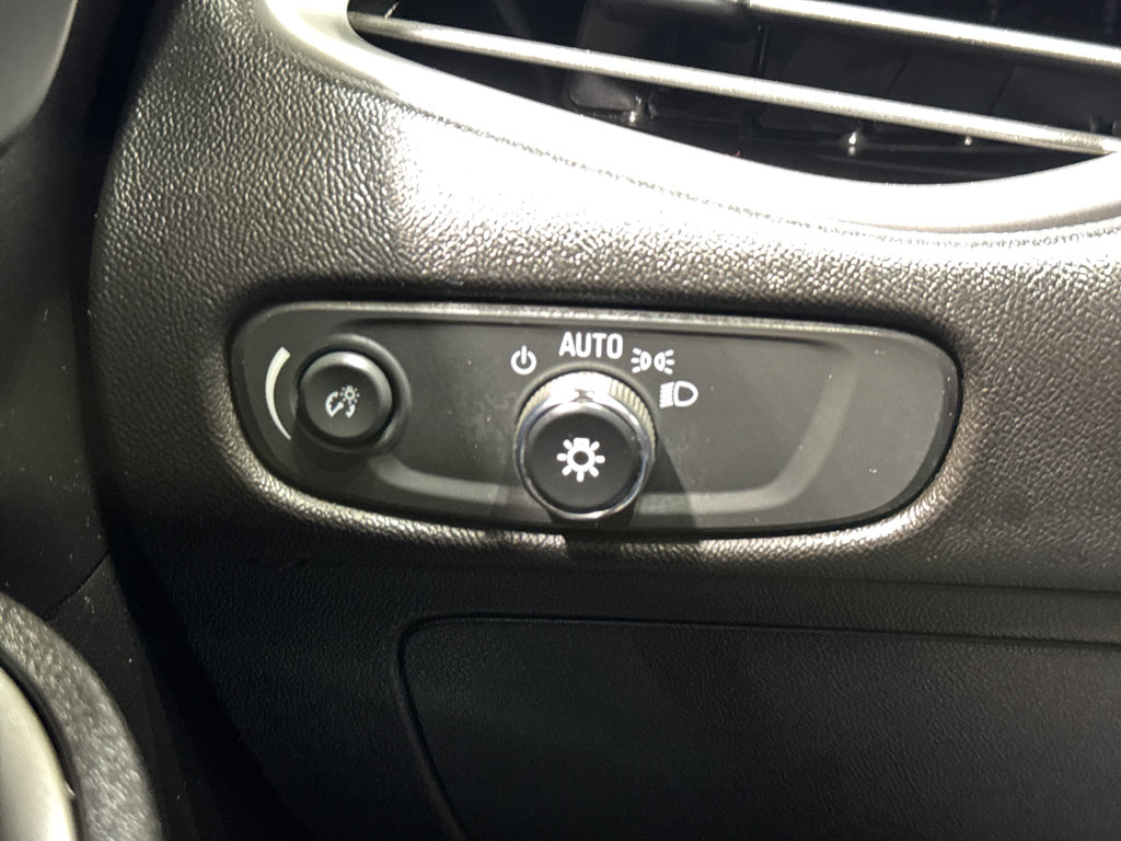 Used 2024 Chevrolet Malibu LT image 29