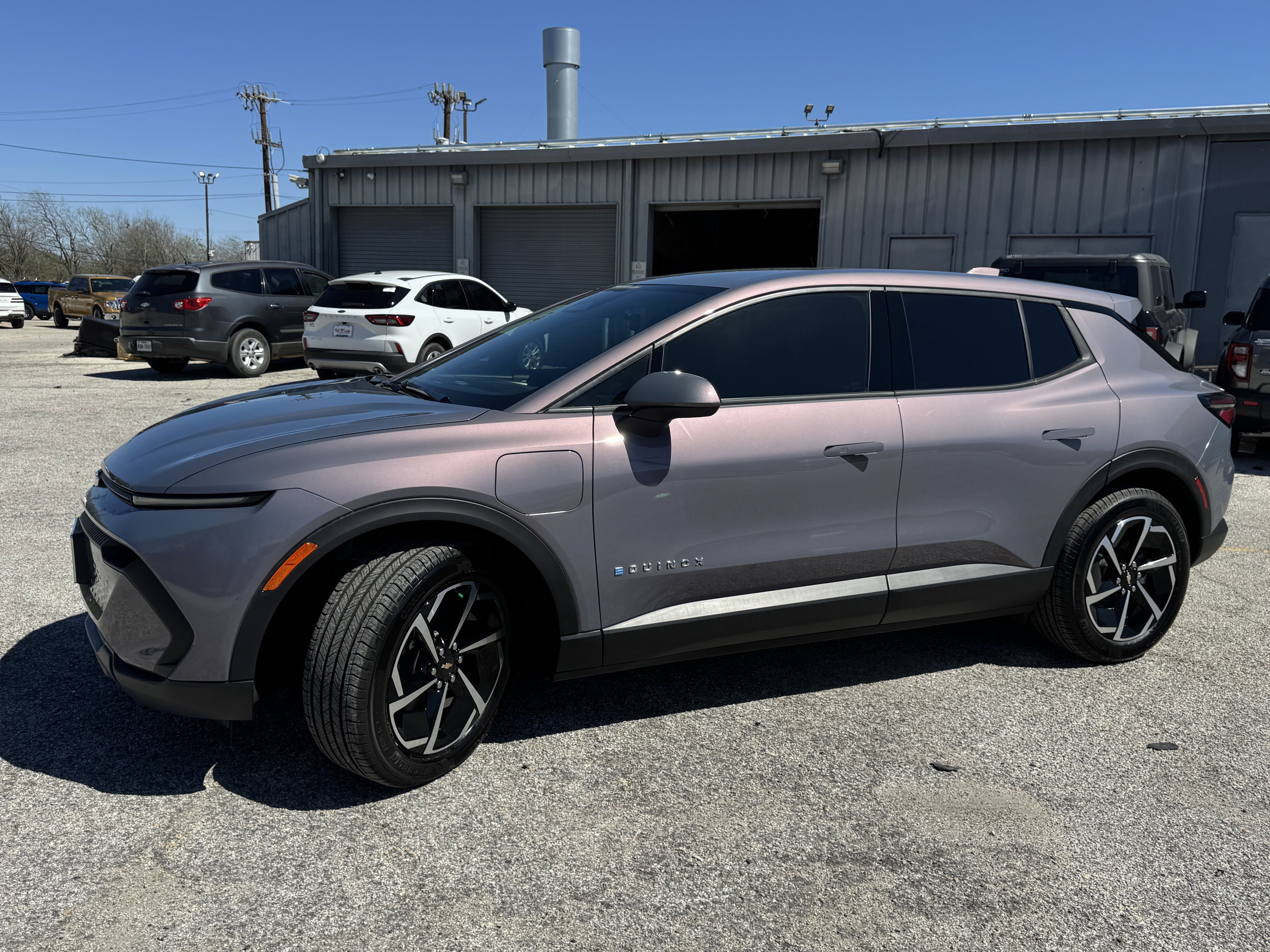 Used 2026 Chevrolet Equinox EV LT FWD image 11