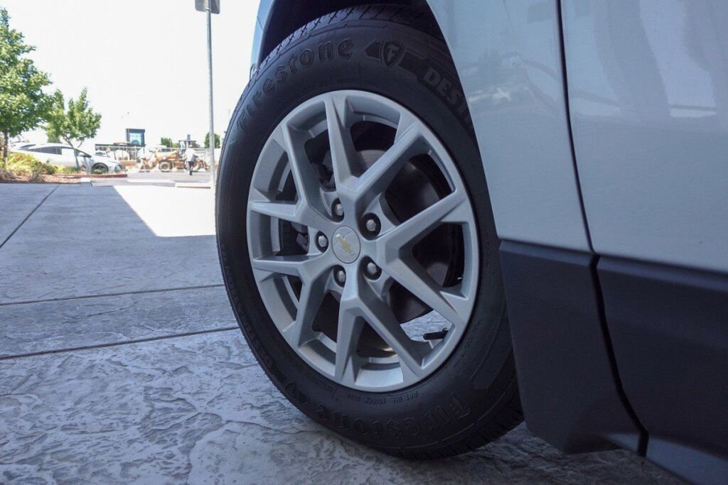 Used 2022 Chevrolet Equinox LT image 9