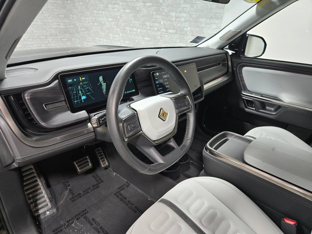 Used 2023 Rivian R1S Adventure AWD/4WD image 13