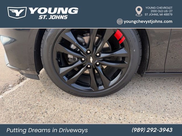 Used 2018 Chevrolet Malibu LT w/ Redline Edition FWD image 7
