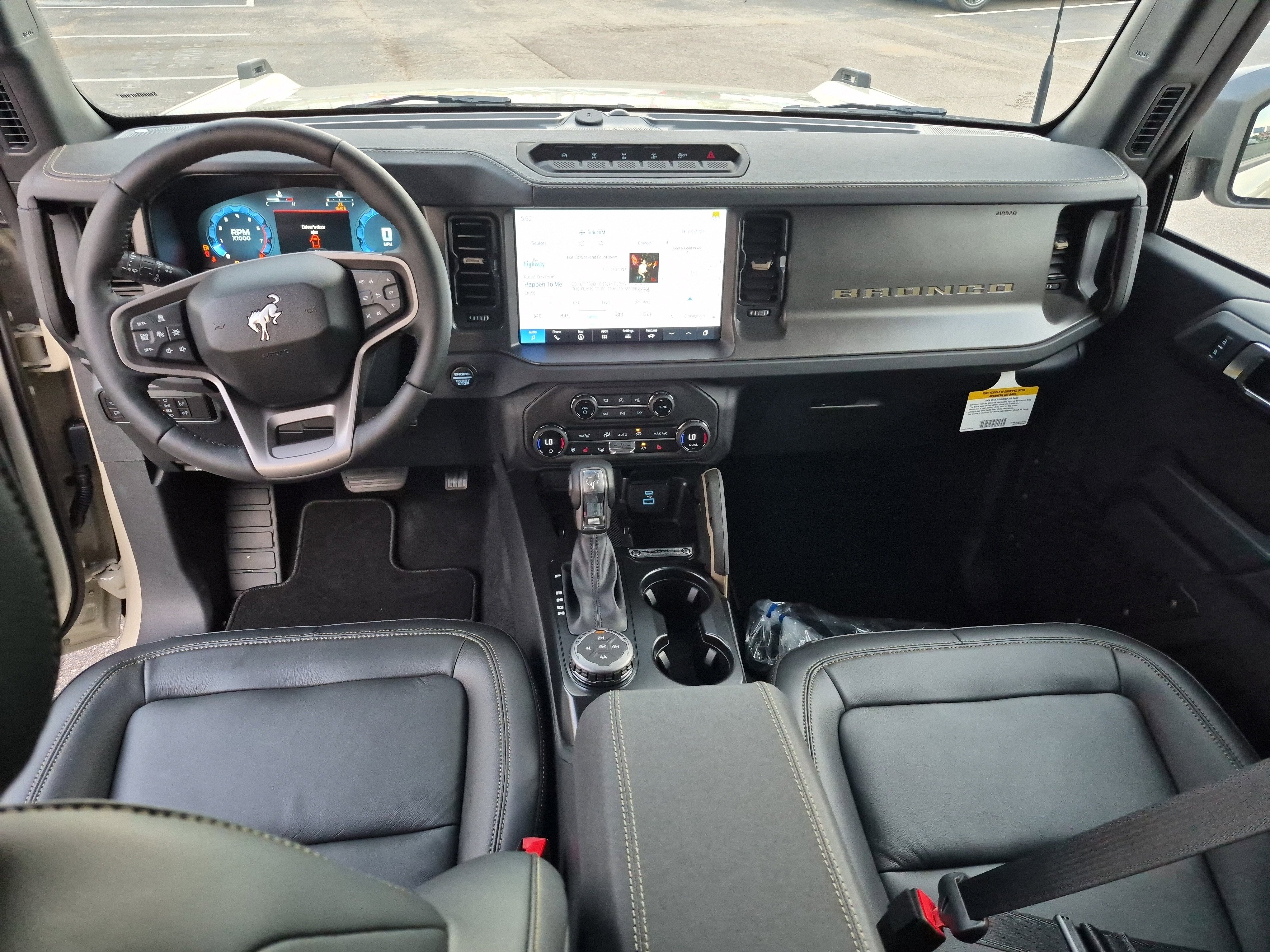 New 2025 Ford Bronco Badlands image 22