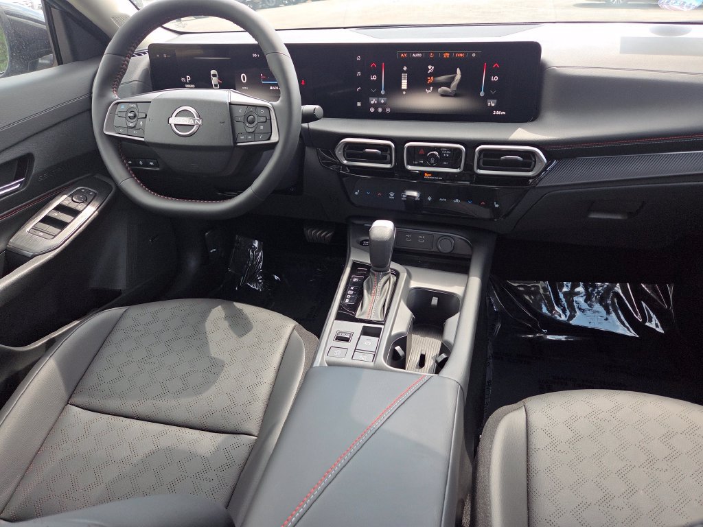 New 2026 Nissan Sentra SR w/ SR Premium Package FWD image 30