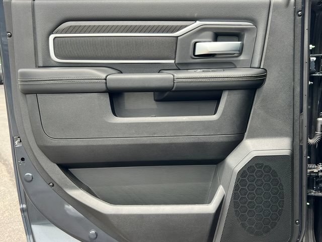 New 2026 RAM 2500 Big Horn AWD/4WD image 37