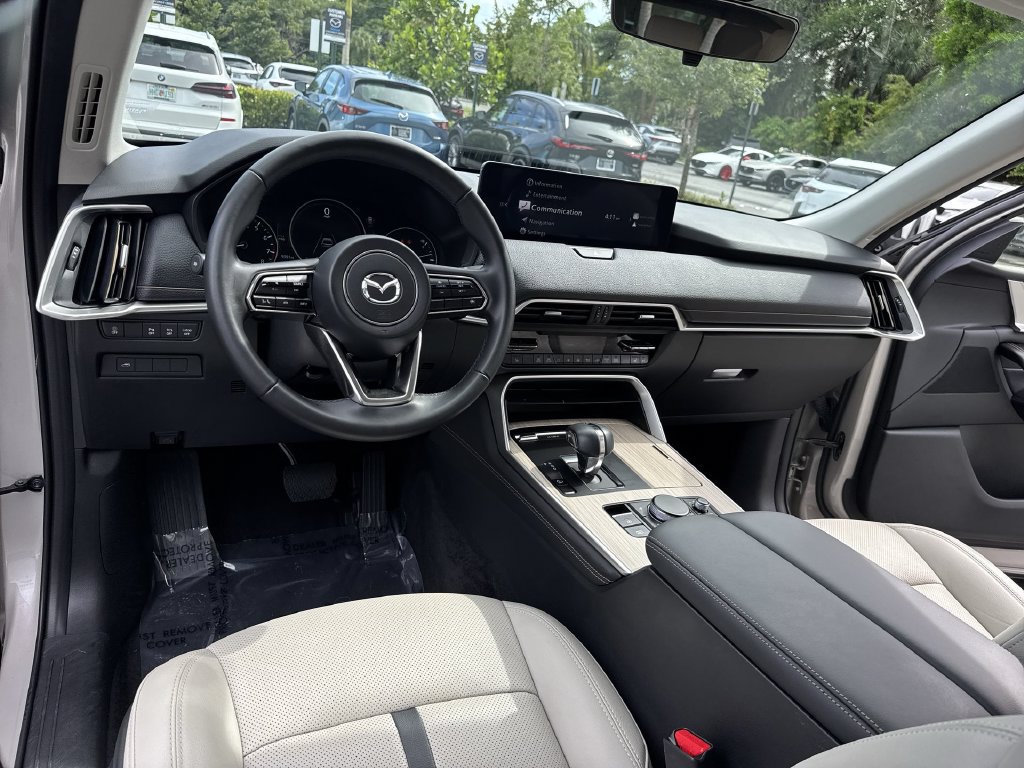 Certified 2025 MAZDA CX-90 3.3 Turbo w/ Preferred Package AWD/4WD image 35
