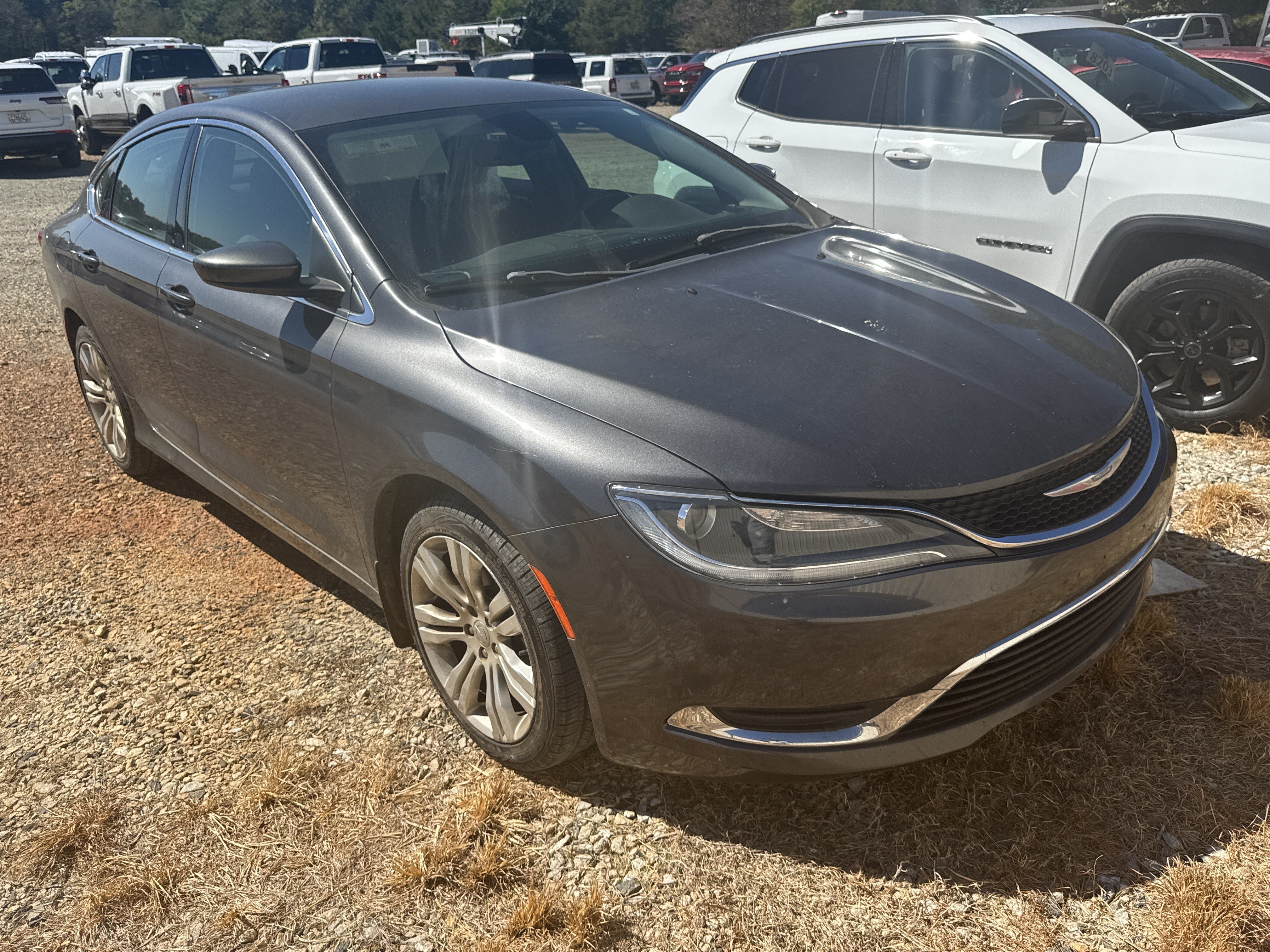 Used 2015 Chrysler 200 Limited w/ Spring Special Group FWD image 4