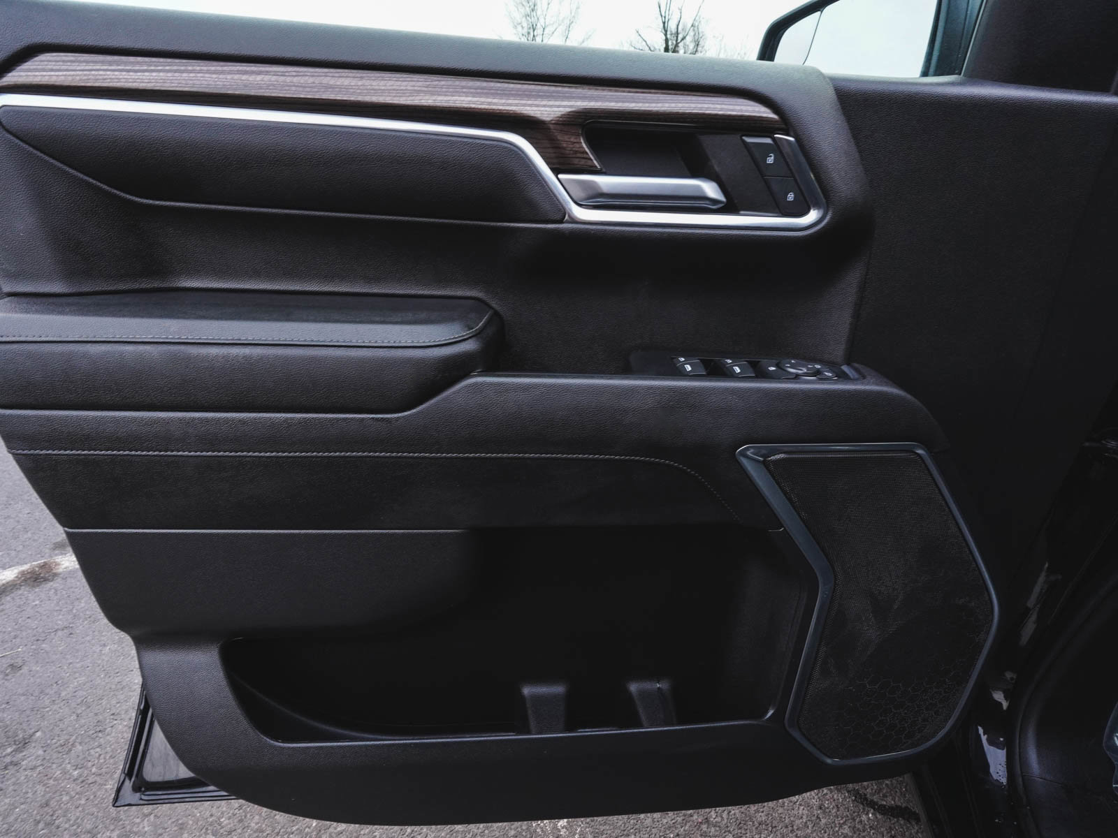 Used 2023 Chevrolet Silverado 1500 LT w/ LPO, Dark Essentials Package image 9