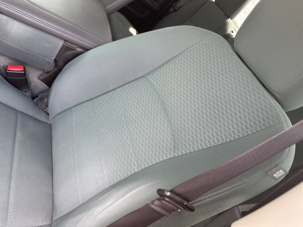 Used 2015 RAM 1500 Express RWD image 3