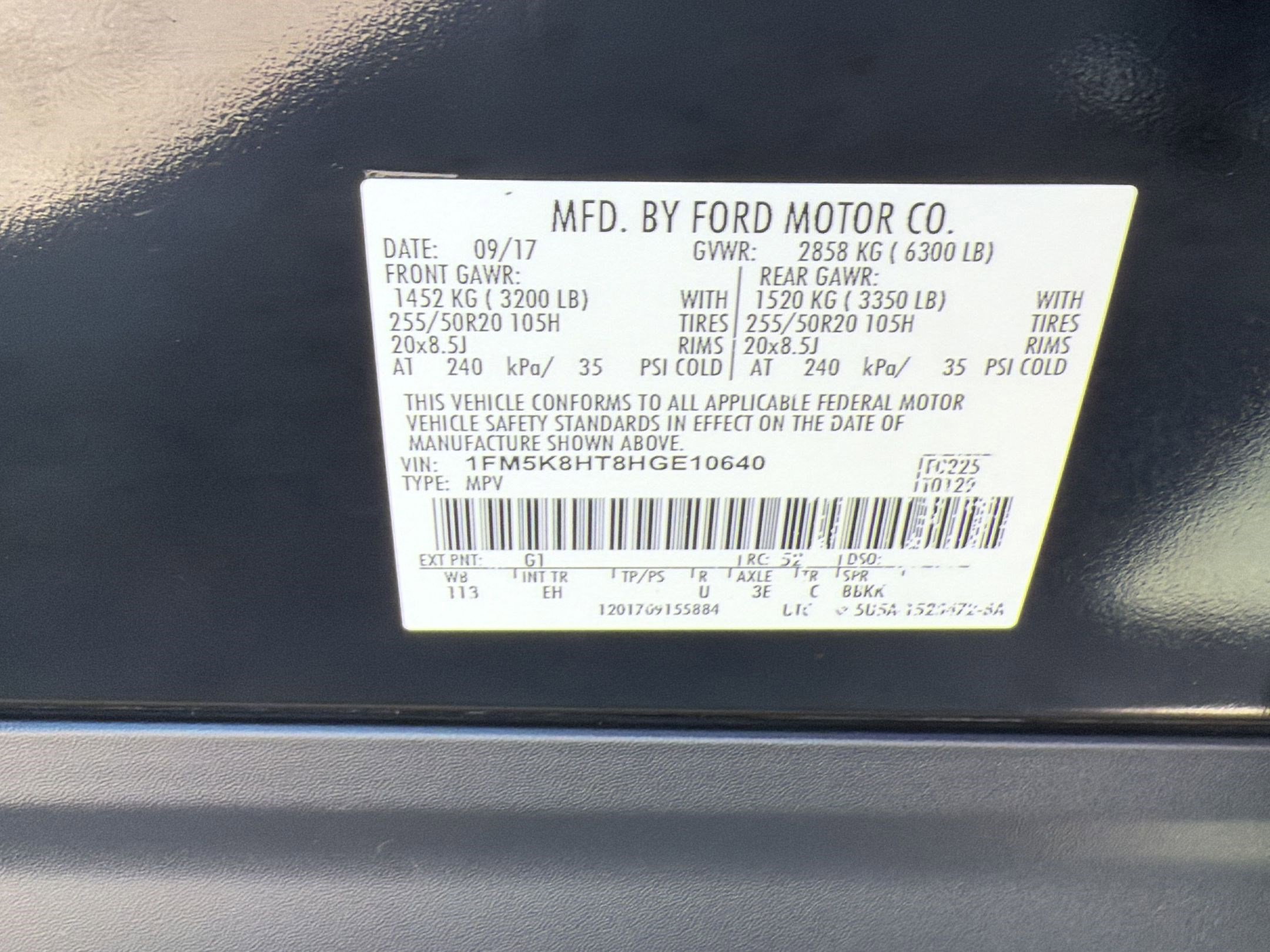 Used 2017 Ford Explorer Platinum AWD/4WD image 22