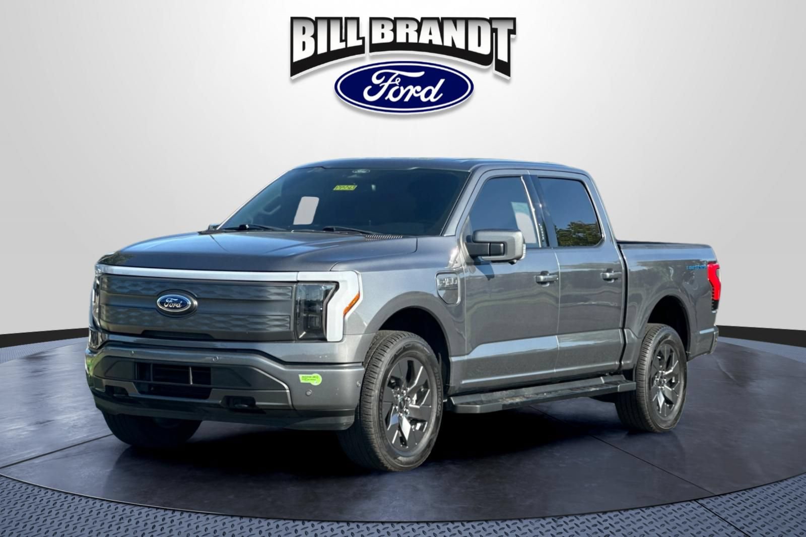 Used 2022 Ford F150 Lightning Lariat AWD/4WD image 7