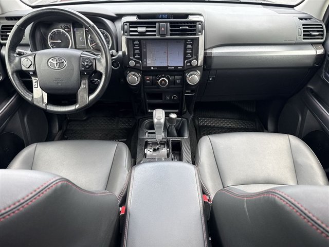 Used 2024 Toyota 4Runner TRD Off-Road Premium w/ Moonroof Package AWD/4WD image 10