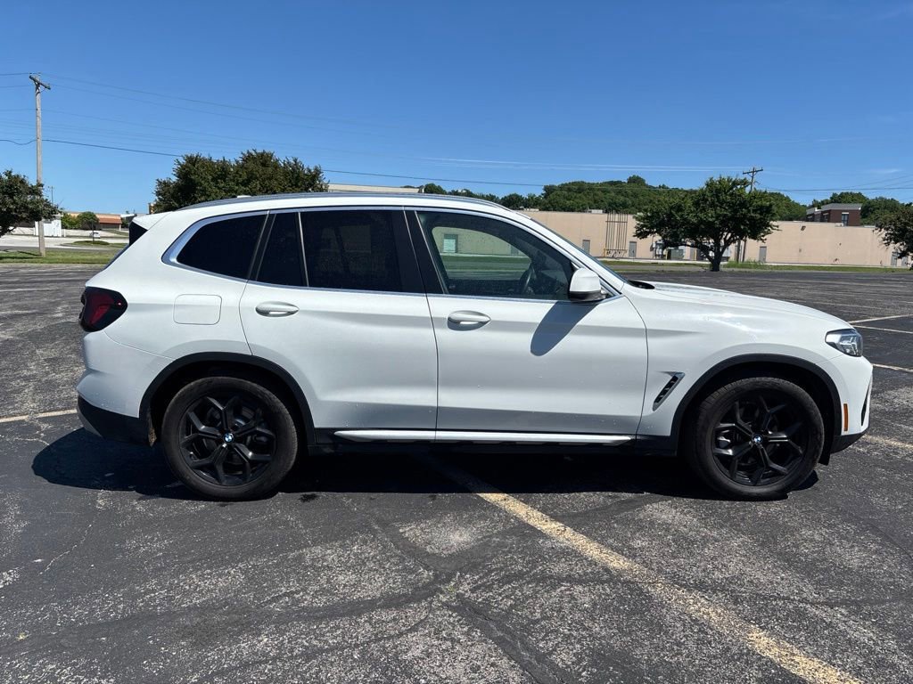 Used 2023 BMW X3 xDrive30i AWD/4WD image 4