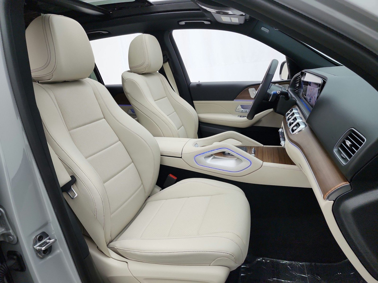 Certified 2025 Mercedes-Benz GLE 450e 4MATIC image 19