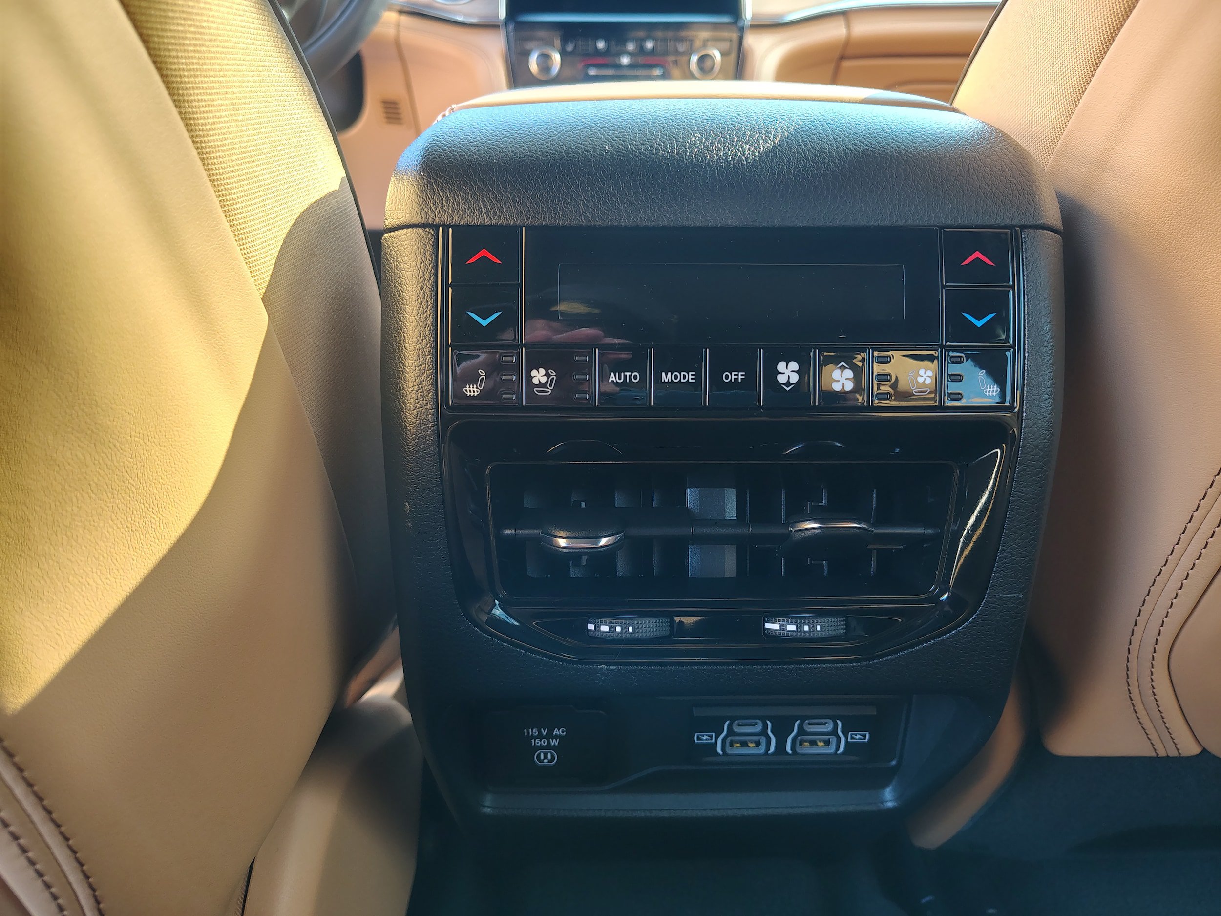 Certified 2025 Jeep Grand Cherokee L Summit AWD/4WD image 31