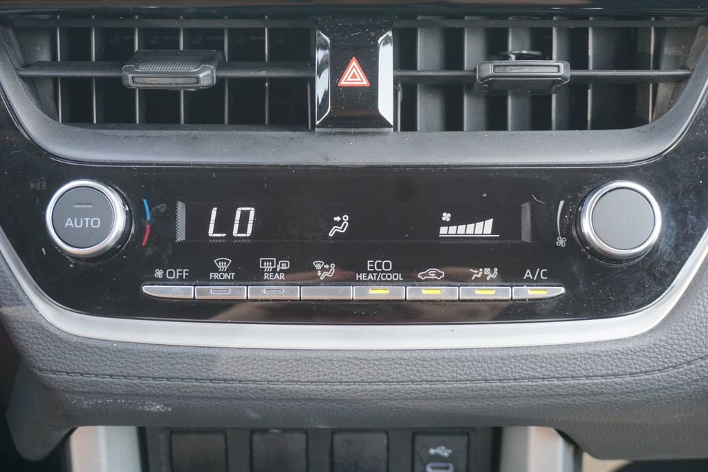 Certified 2025 Toyota Corolla Cross LE FWD image 10