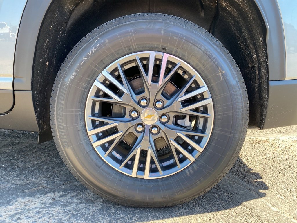 New 2026 Chevrolet Traverse LT image 25