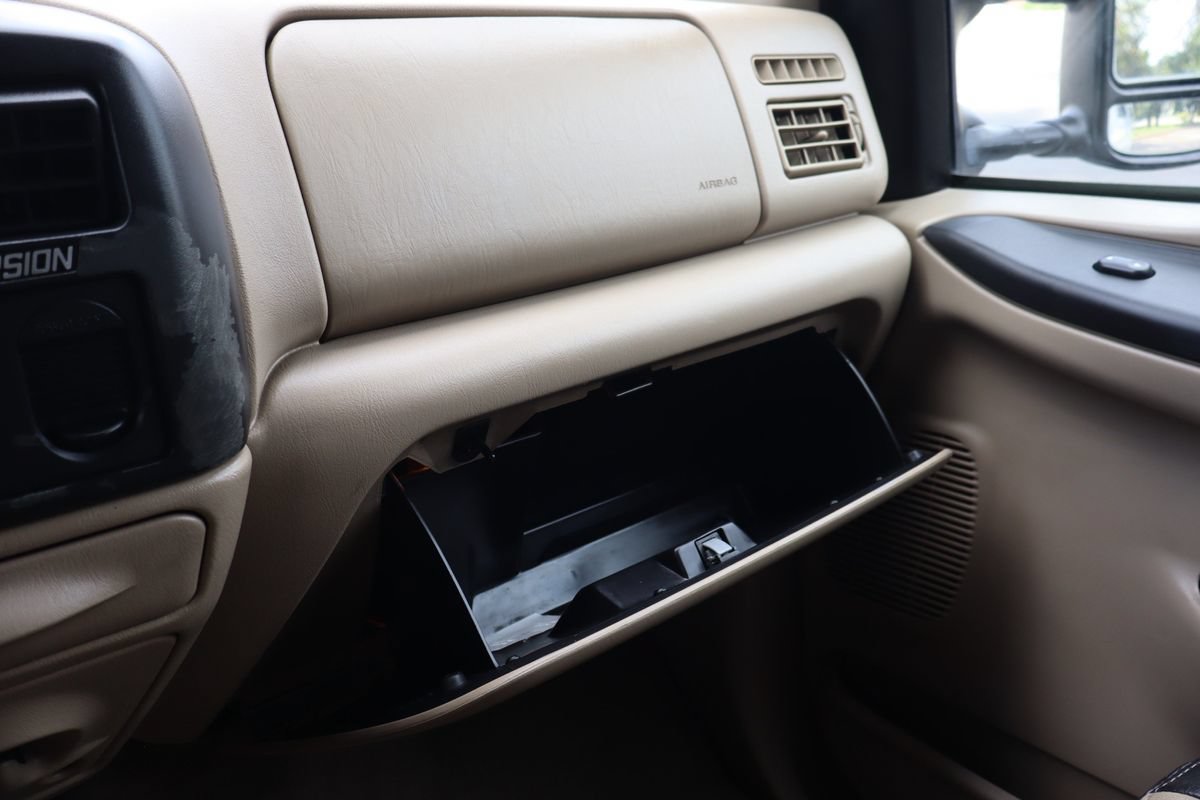 Used 2005 Ford Excursion Eddie Bauer AWD/4WD image 37