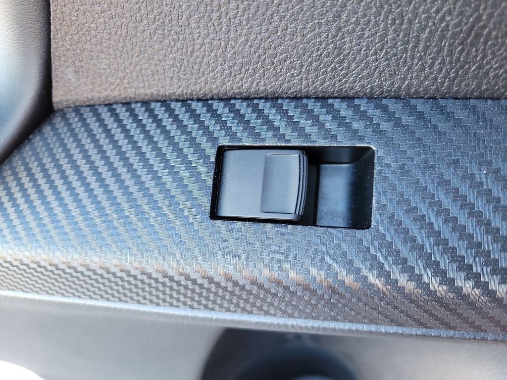 Used 2013 Toyota RAV4 Limited FWD image 15