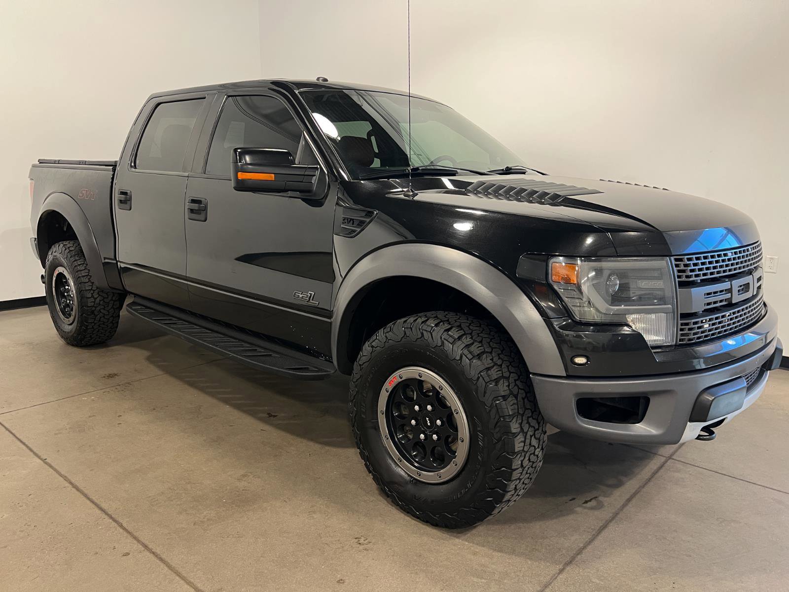 Used 2014 Ford F150 Raptor w/ Equipment Group 801A Luxury AWD/4WD image 1