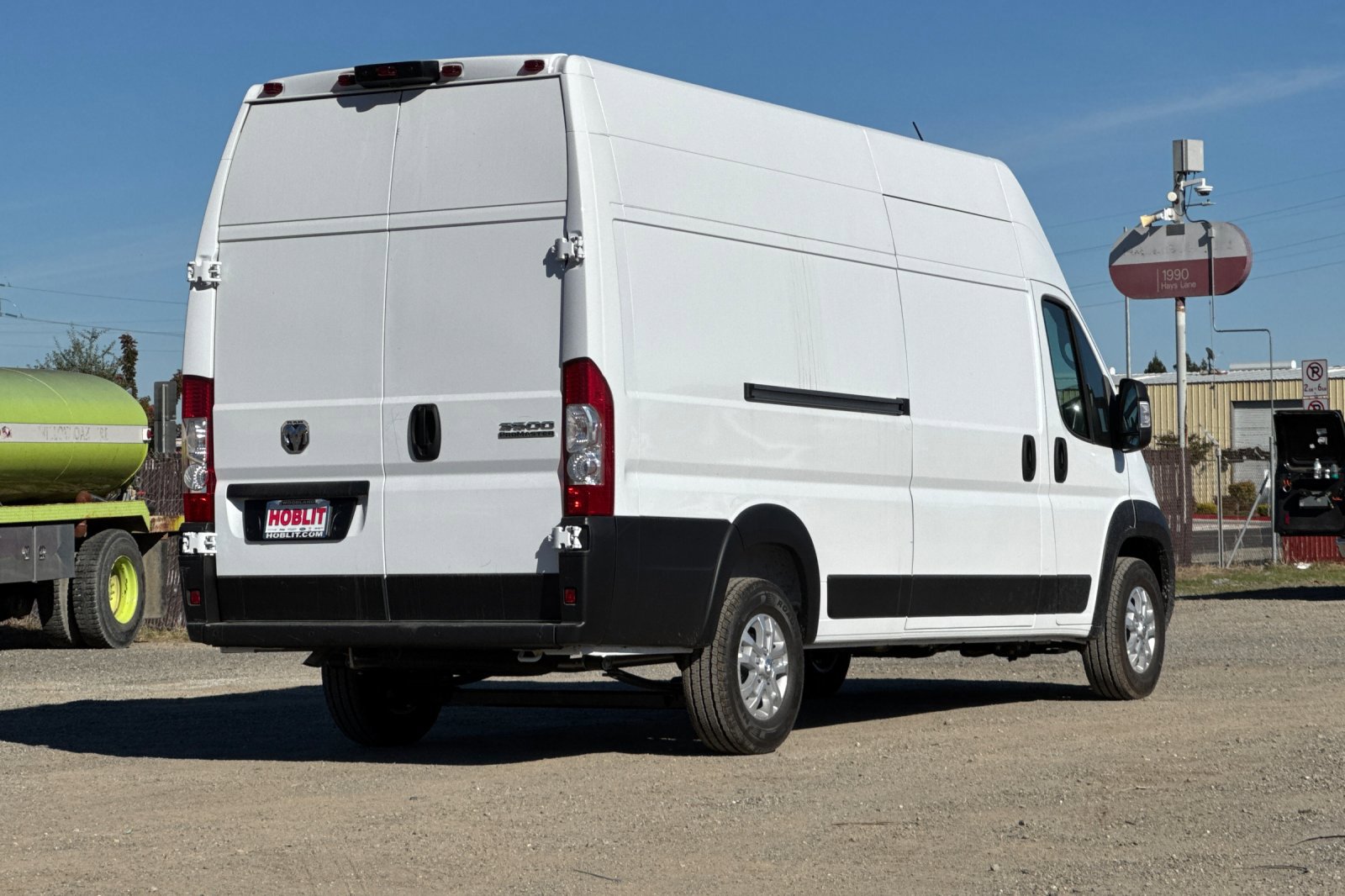 New 2026 RAM ProMaster 3500 w/ Quick Order Package 22G SLT image 3