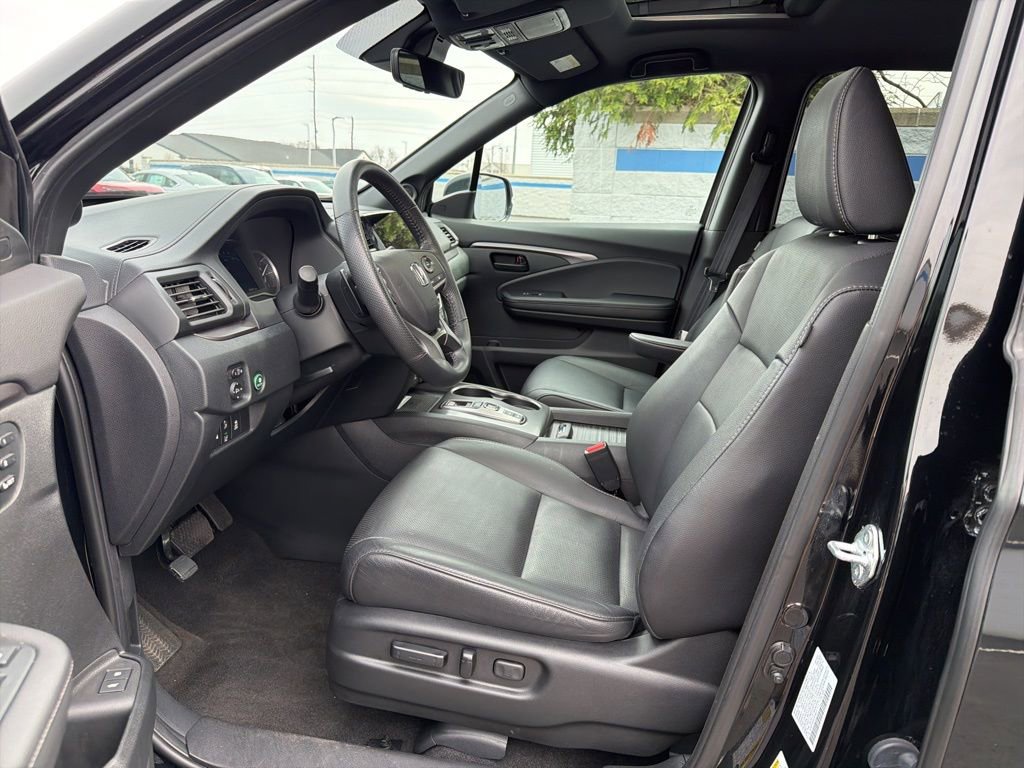 Certified 2023 Honda Passport EX-L image 17