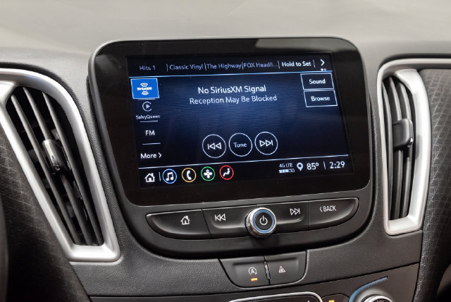 Used 2024 Chevrolet Malibu LT FWD image 17