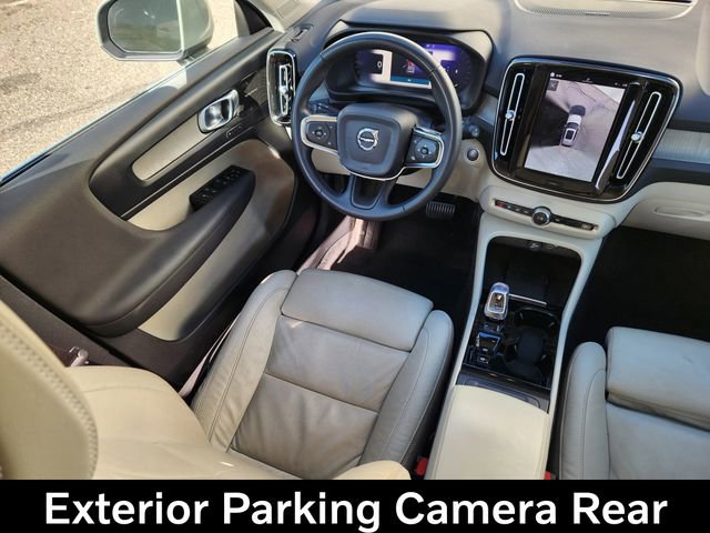 Certified 2023 Volvo XC40 B5 Plus w/ Driver Assist Package AWD/4WD image 12