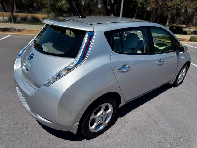 Used 2012 Nissan Leaf SL FWD image 24