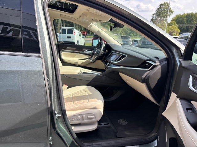 Used 2022 Buick Enclave Avenir w/ Trailering Package, 5000 lbs. FWD image 46