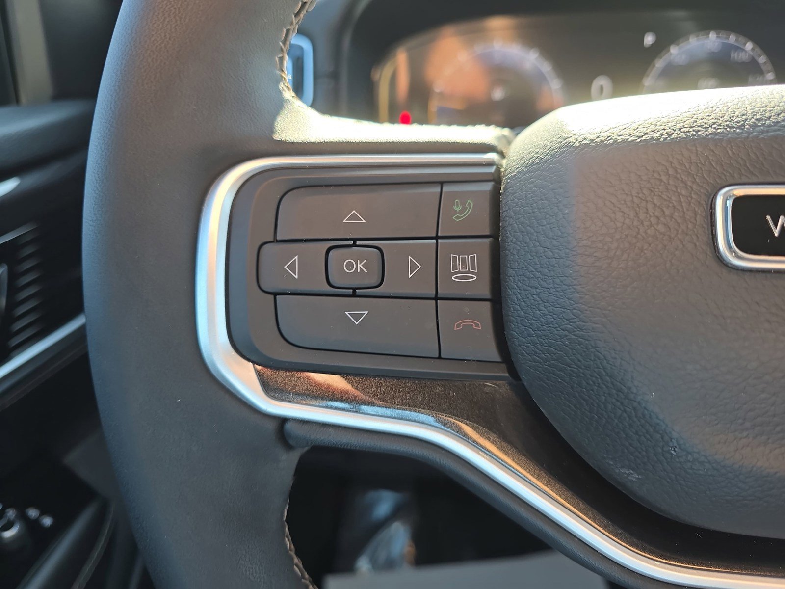 Used 2024 Jeep Wagoneer 4WD image 20