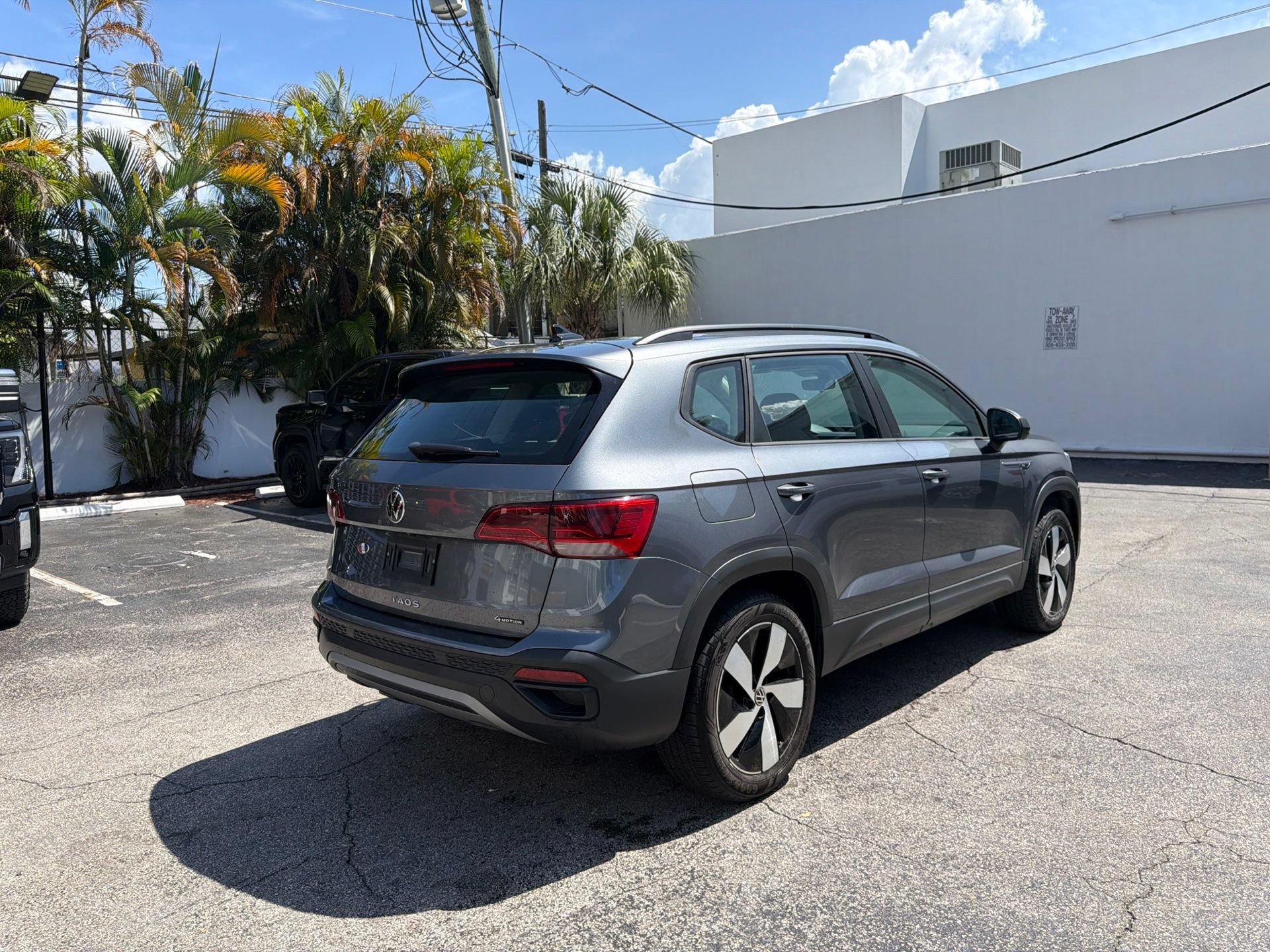 Used 2024 Volkswagen Taos S AWD/4WD image 5