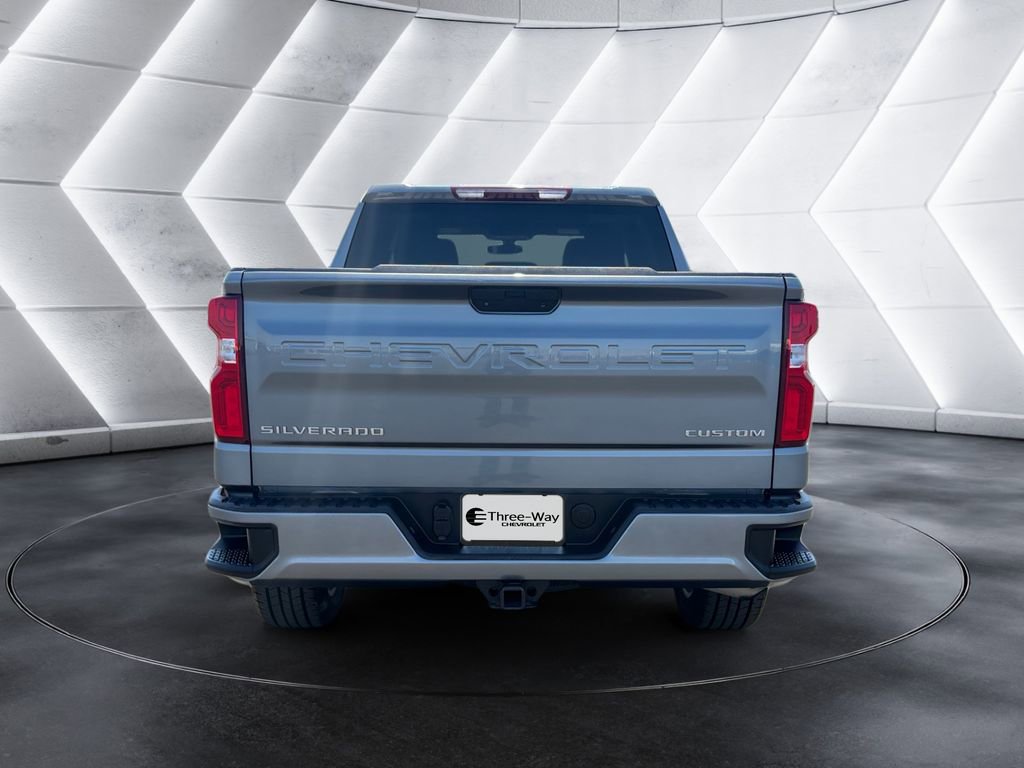 Used 2022 Chevrolet Silverado 1500 Custom RWD image 4