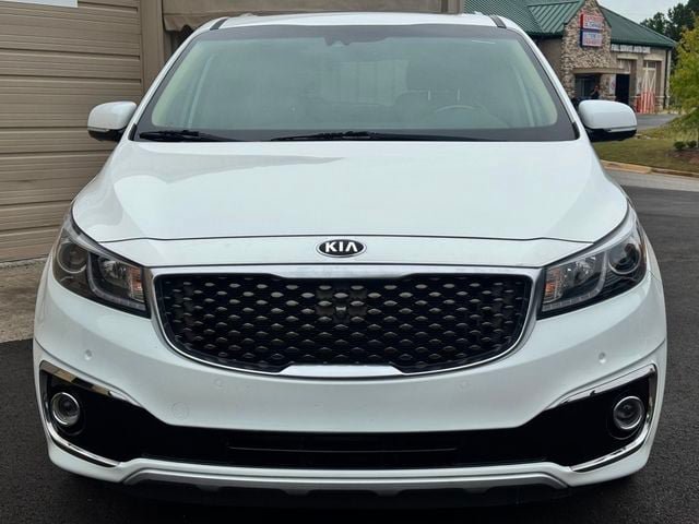 Used 2017 Kia Sedona SX Limited w/ Option Group 030 FWD image 5