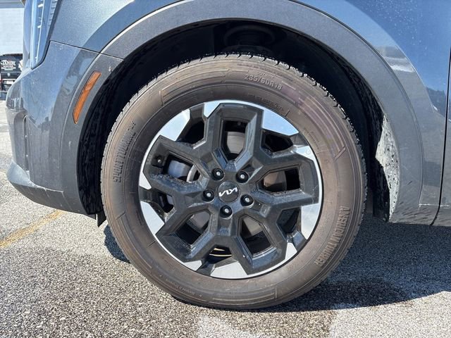 Used 2024 Kia Sorento S FWD image 14