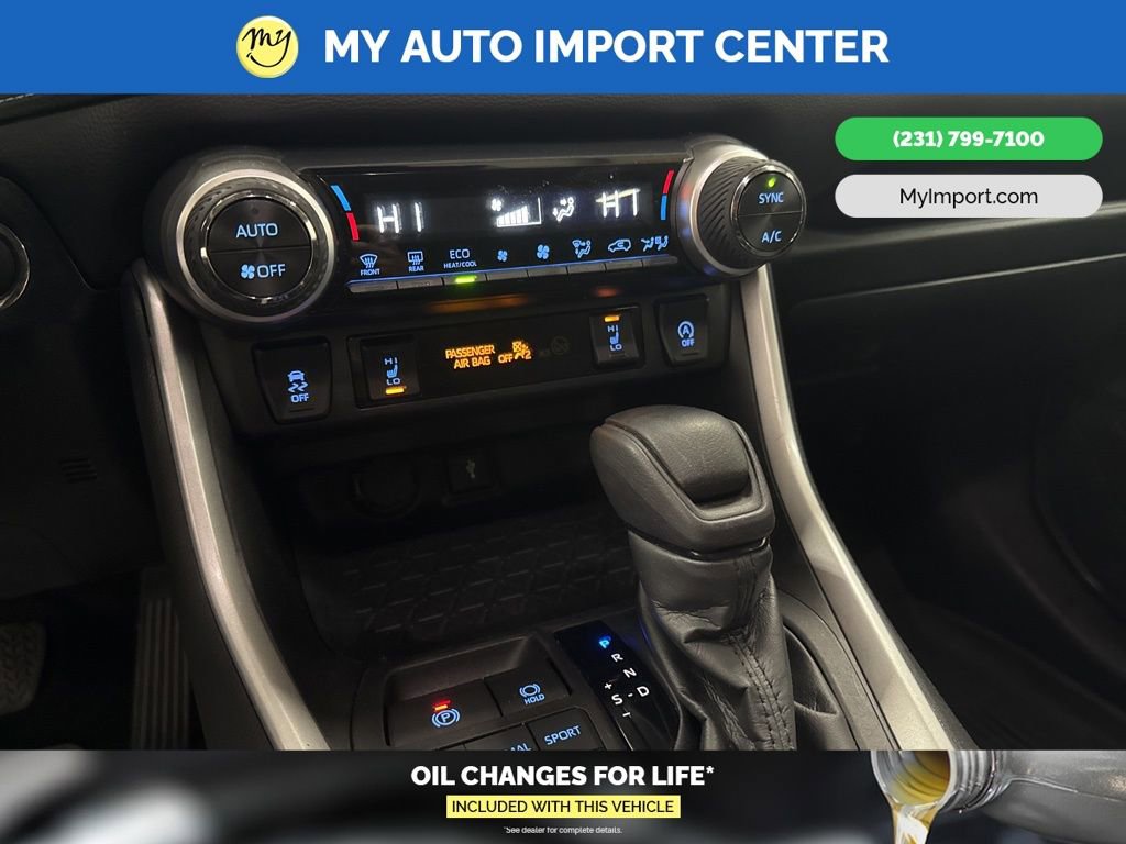 Used 2022 Toyota RAV4 XLE w/ Convenience Package image 22