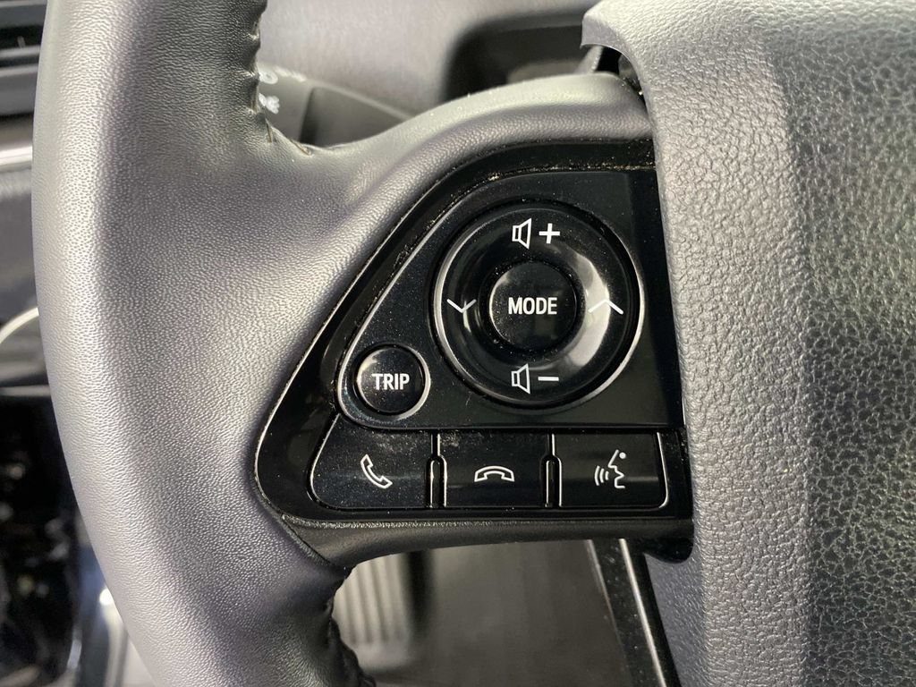 Used 2020 Toyota Prius Prime LE FWD image 15