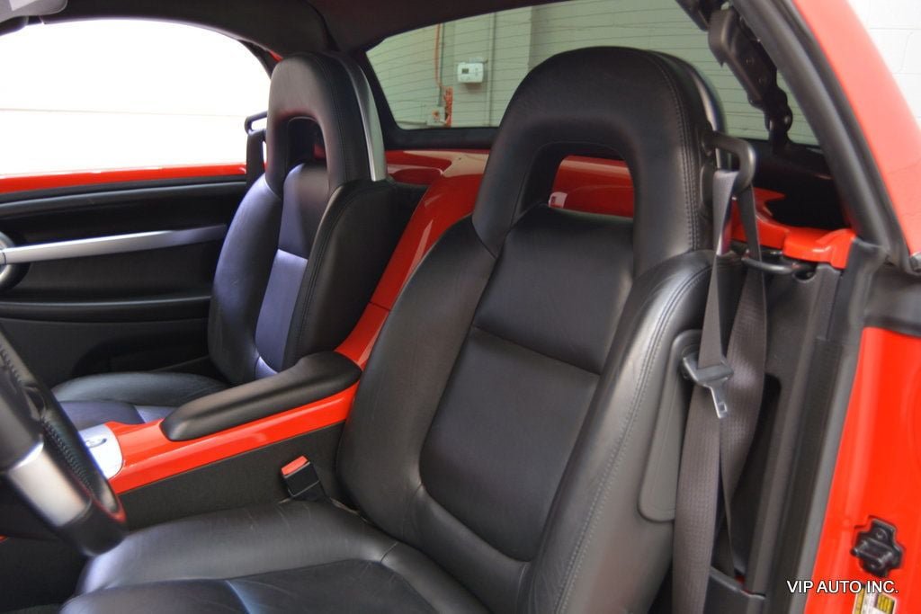Used 2003 Chevrolet SSR w/ Preferred Equipment Group RWD image 19